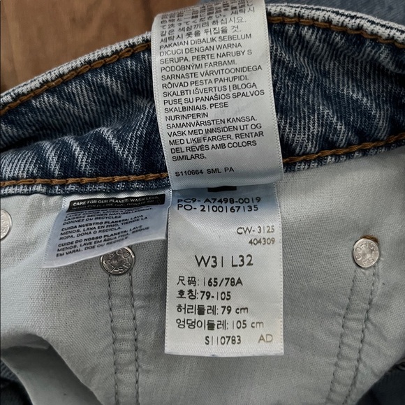 NWT Levi’s Superlow Loose Straight-Leg Jeans - Picture 10 of 15